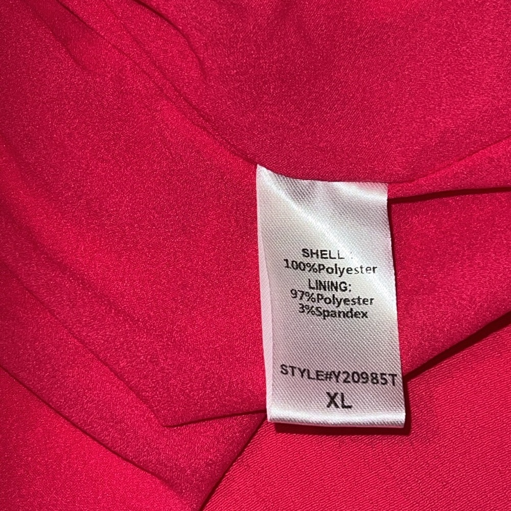 New Without Tags Tuckernuck Ruffle Stunner!! - Picture 14 of 16